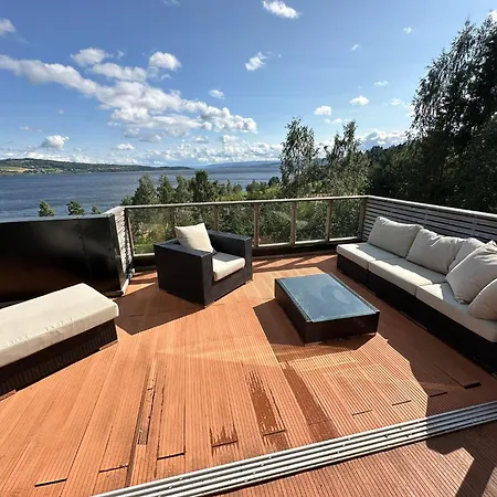 En Perle Pa Gjovik, Naer Populaer Ved Mjosa * Gjøvik