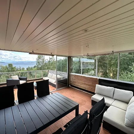 En Perle Pa Gjovik, Naer Populaer Ved Mjosa Gjøvik